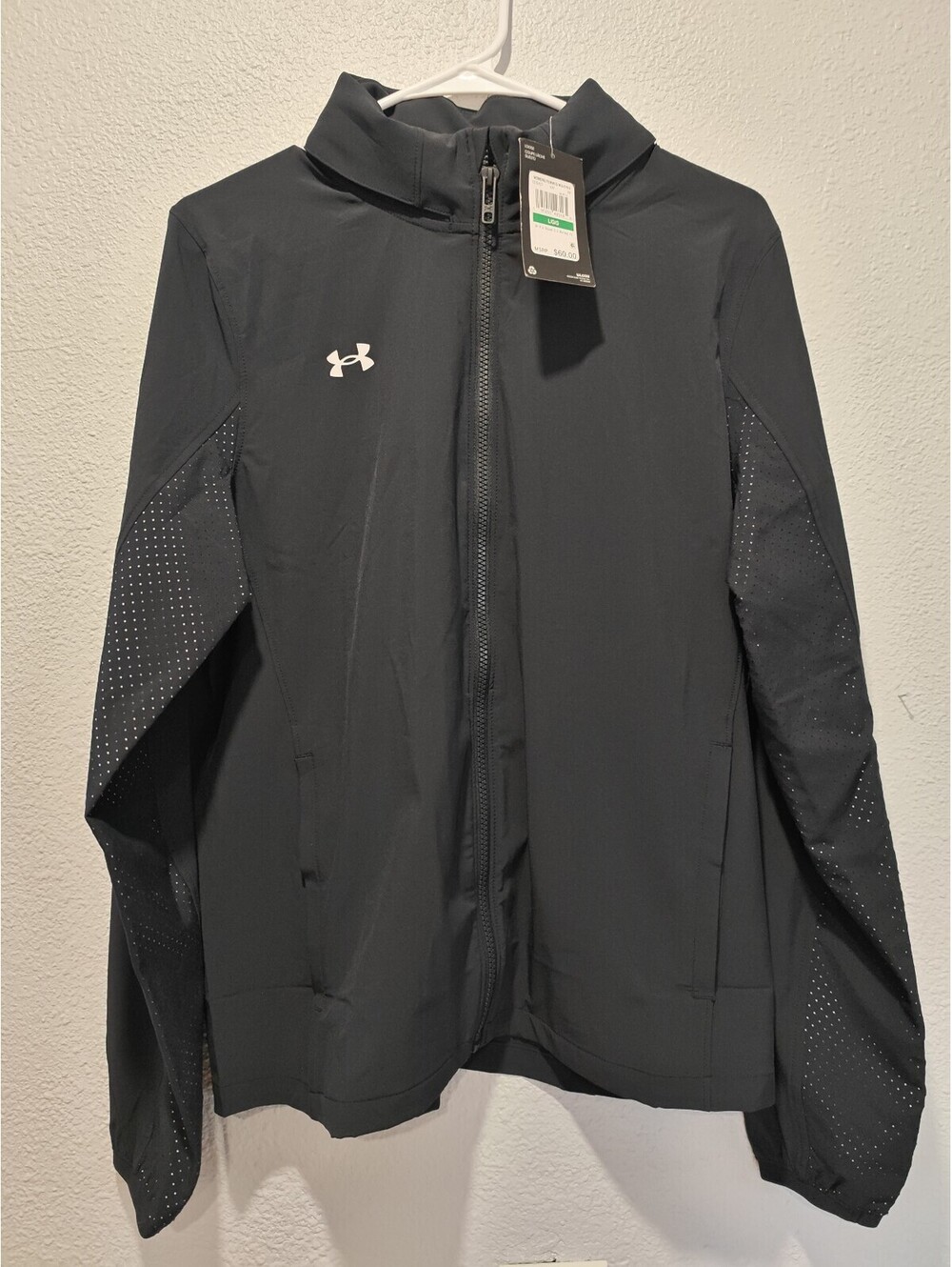 Under Armour Women's Loose Black Zip-Up Jacket Size LG/G